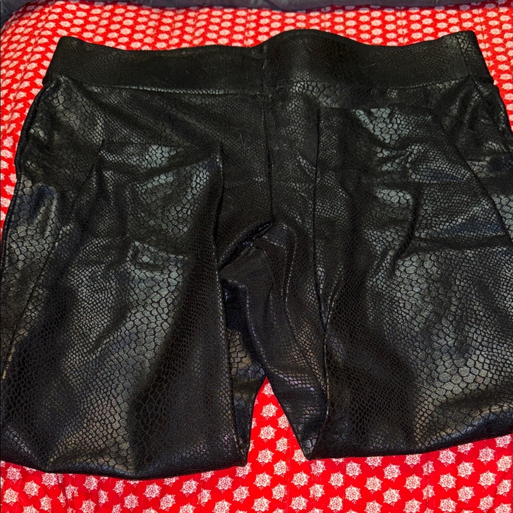 Torrid pants - Picture 3 of 3